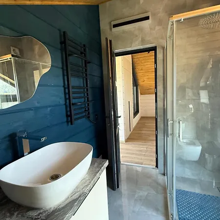 Chalet 1084 метри над рівнем моря