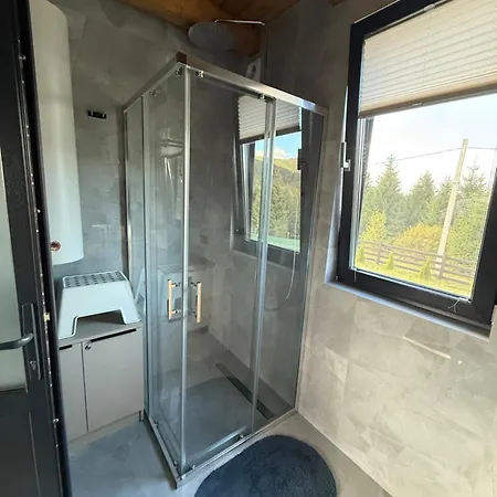 1084 метри над рівнем моря Chalet Krivopol'ye